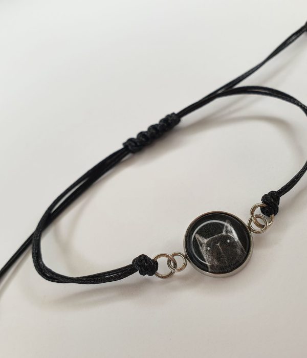 randmepael musta kassiga