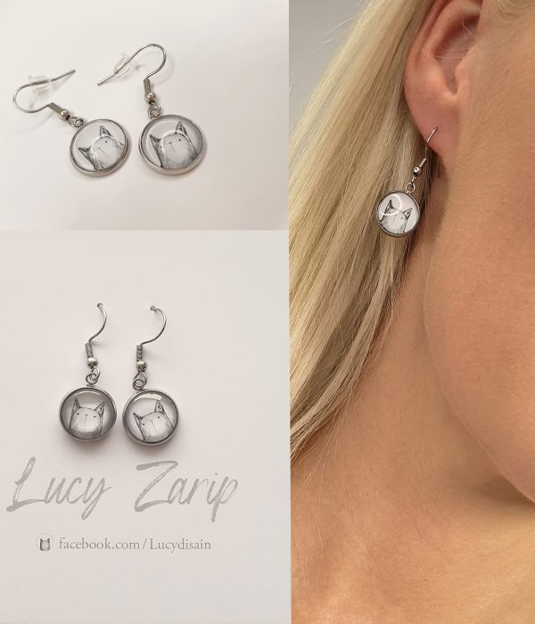 kõrvaehted valge kass